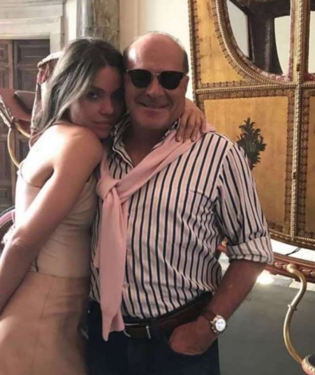 Ex de Luciana Gimenez, Marcelo de Carvalho viaja com nova namorada para Europa