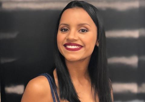 Gleici Damasceno mostra novo visual e é comparada a Clara 