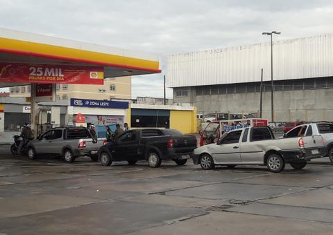 Corrida pelo ‘ouro’ da gasolina continua nos postos de Manaus