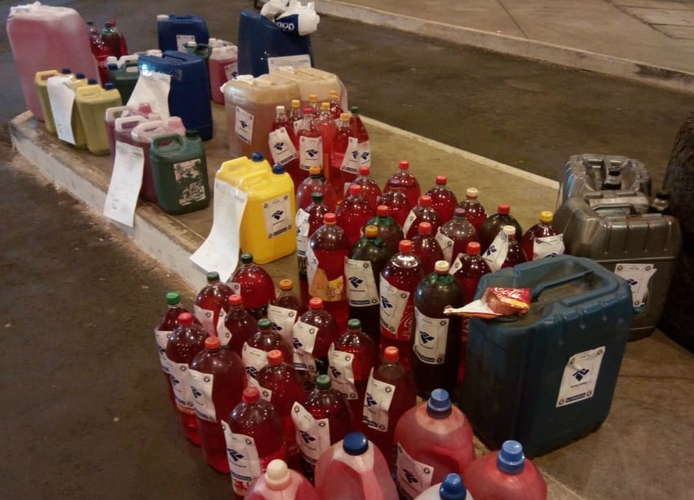 Receita Federal e BPFron apreendem 900 litros de gasolina na Ponte da Amizade