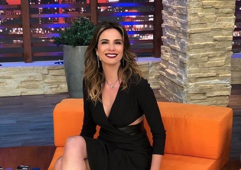 Rumores nos bastidores da RedeTV! dizem que Luciana Gimenez pode deixar emissora