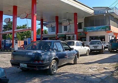 Moradores de MS vão ao Paraguai e à Bolívia para abastecer os carrosL