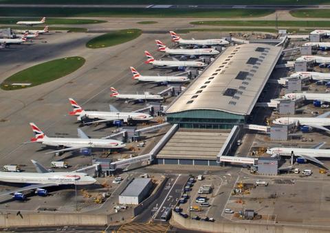 Falta combustível em oito aeroportos do país, diz Infraero