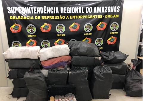 PF prende sete pessoas com 600kg de drogas em embarcação no rio Solimões