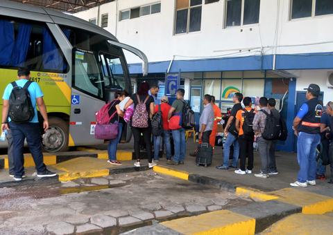 Ônibus intermunicipais continuam os serviços com o horário reduzido, diz Arsam