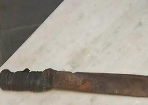 Adolescente é encontrado morto com golpes de terçado no Amazonas