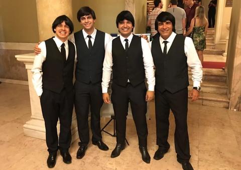 Banda Black Mersey apresenta show Beatlemania no Teatro Fucapi
