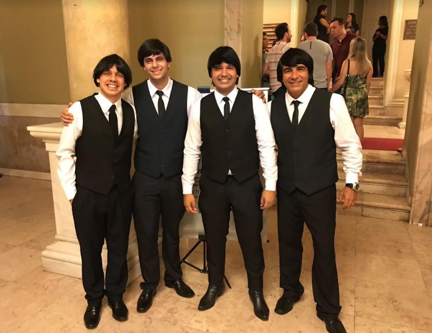 Banda Black Mersey apresenta show Beatlemania no Teatro Fucapi