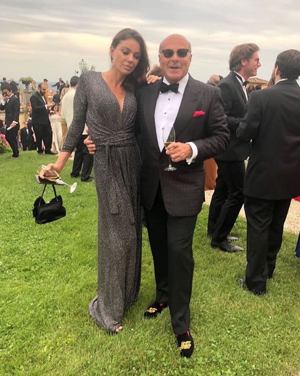 Ex de Luciana Gimenez e namorada vão a casamento luxuoso na Itália