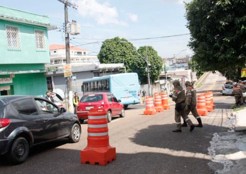 Justiça acata pedido da prefeitura e impede bloqueio total da Ponte do Educandos