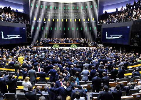 PF cumpre mandados de prisão na Câmara dos Deputados