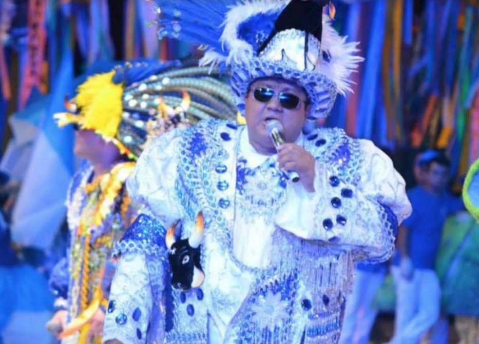 Planeta Boi agita véspera de feriado em Manaus