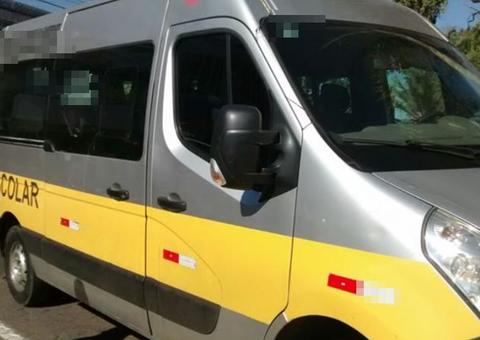 Motorista de van escolar estupra menina de 4 anos antes de deixar em casa