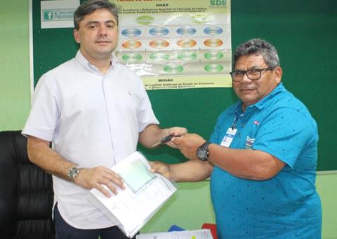 Sema entrega veículos novos para Unidades de Conservação no Amazonas
