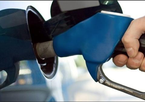 Litro do diesel estará R$ 0,46 mais barato nas bombas a partir de sexta, diz ministro