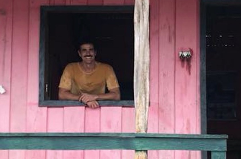 Reynaldo Gianecchini curte férias no Amazonas