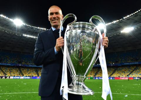 Zidane surpreende e anuncia saída do Real Madrid