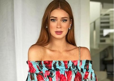 De microshort, Marina Ruy Barbosa impressiona com perna torneada