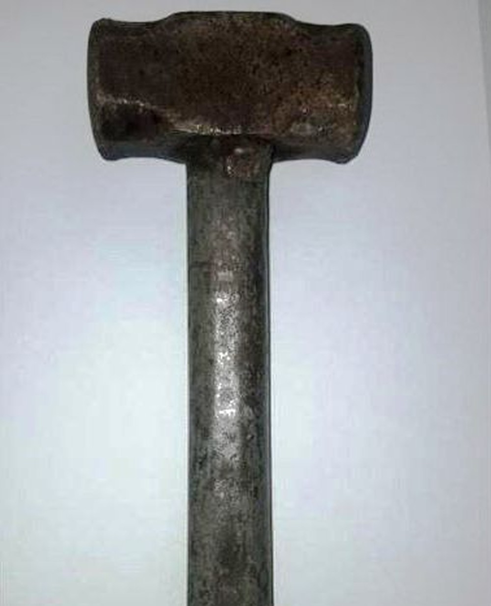 Pedreiro mata colega de trabalho a marretadas 