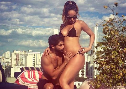 Sabrina Sato é clicada de topless em casa e tem fotos vazadas na web