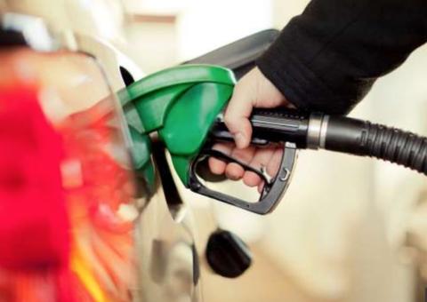  Petrobras eleva preço da gasolina em 2,25% nas refinarias a partir de hoje