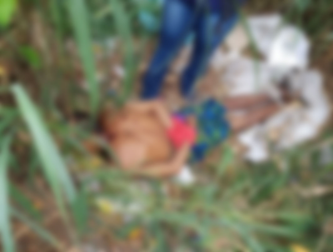 Degolado, corpo de homem é encontrado com 16 facadas em Manaus