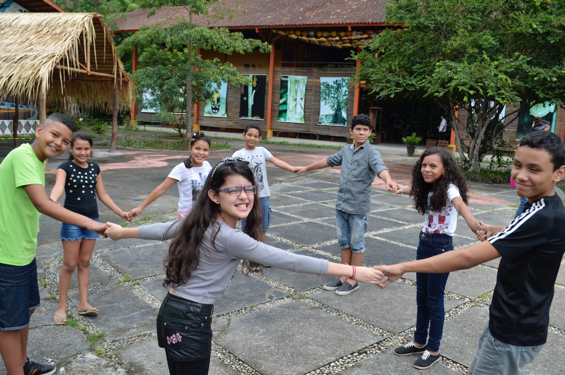 Crianças criam aplicativo interativo para que visitantes conheçam o Museu da Amazônia