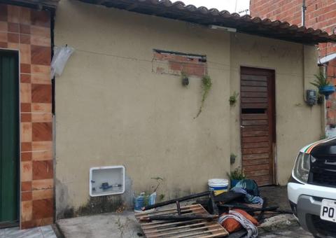 Incêndio atinge residência e mata três crianças