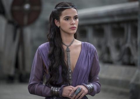 Após atrasos, diretor defende Bruna Marquezine sobre ir à Rússia: ‘ela não fez chantagem’