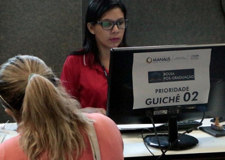 Inscrições para o Bolsa Pós-Graduação terminam nesta terça-feira