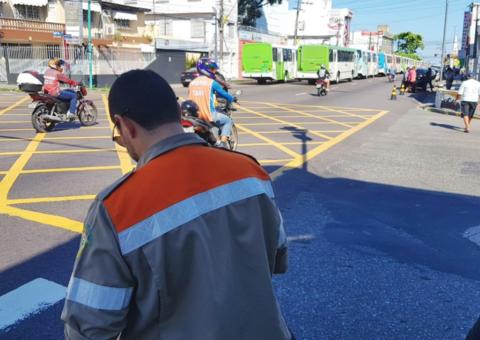 Após revolta popular pela falta de ônibus, parte da frota continua circulando em Manaus