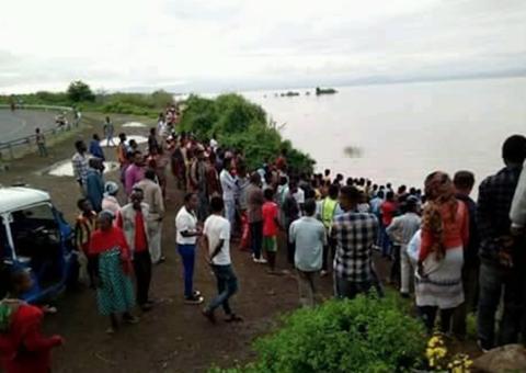 Crocodilo mata pastor durante batismo em lago da Etiópia