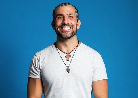 Globo contrata Kaysar para ser terrorista em filme ‘Carcereiros’