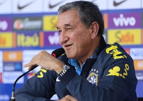 Parreira vai chefiar Grupo de Estudos Técnicos da Fifa na Copa