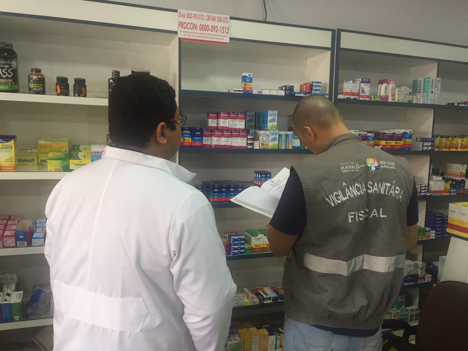 Visa interdita farmácia por funcionamento irregular na zona Leste de Manaus 