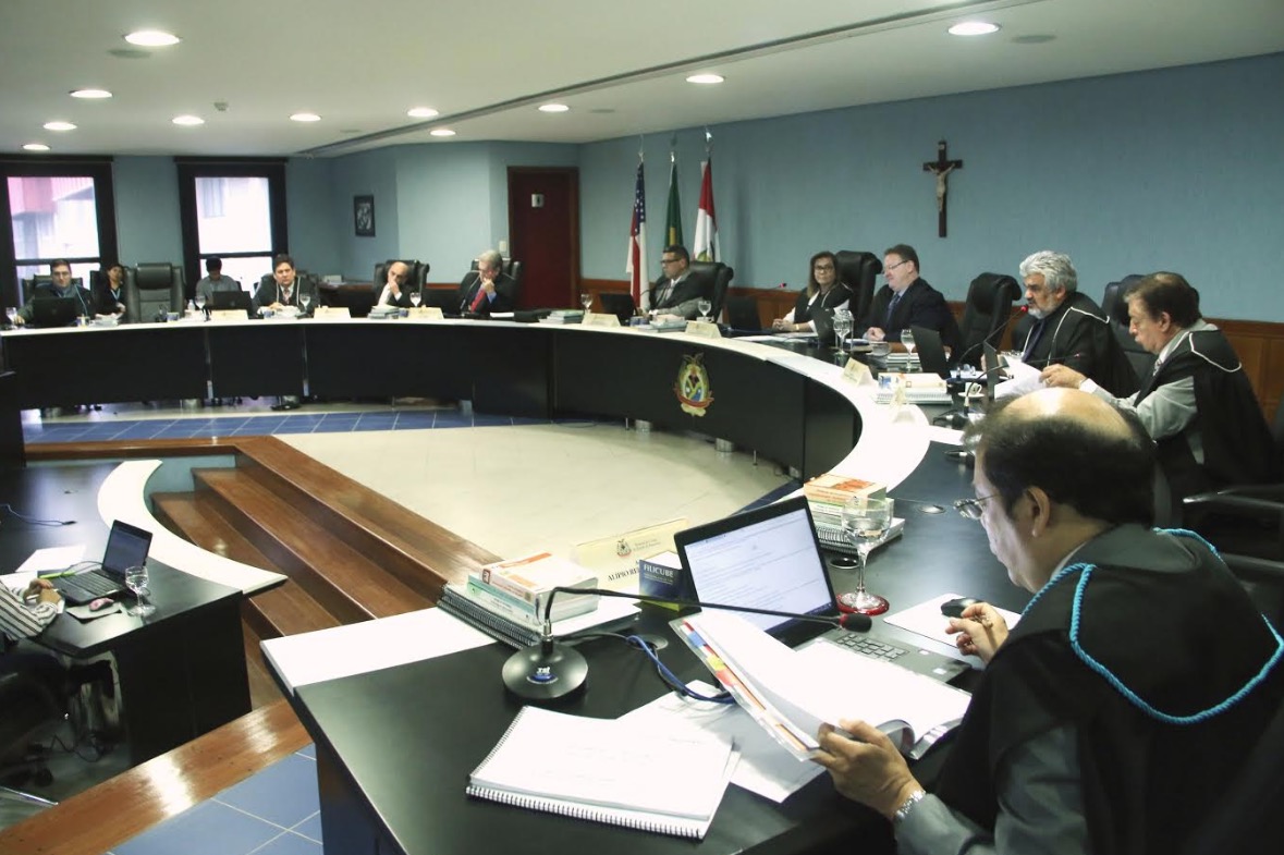 TCE condena ex-prefeito de Uarini a devolver R$ 1,3 milhão 