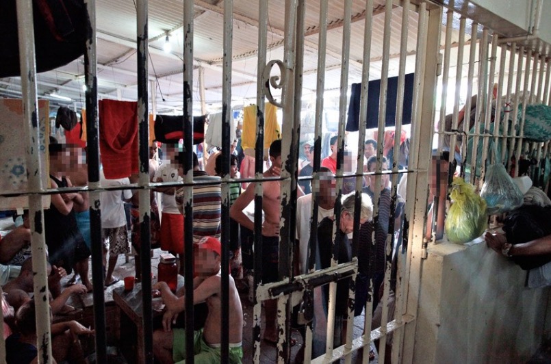 Presos podem ter de arcar com custos de permanência na cadeia