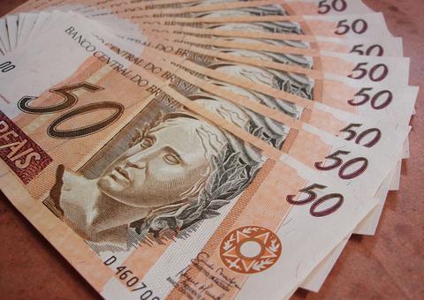 Ministro diz que projeção de salário mínimo em R$ 1 mil está mantida