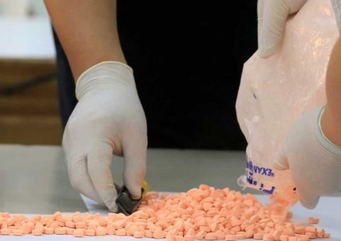 Jovem é presa com drogas avaliadas em R$ 1,5 milhão em aeroporto