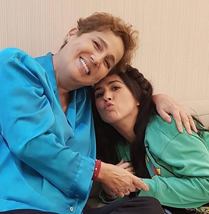 Claudia Jimenez passa mal em gravação de ‘Deus Salve o Rei’ e é substituída