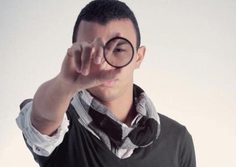 Fotógrafo oferece ensaio grátis para os solteiros no dia dos namorados 'Poxa Crush Me Nota'