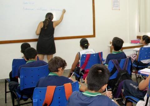 Estudo do MEC mostra que só uma das 20 metas de educação do país saiu do papel 