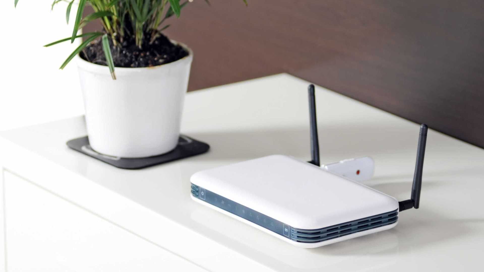 MP alerta para ataque de vírus russo e recomenda brasileiros a reiniciem os seus roteadores