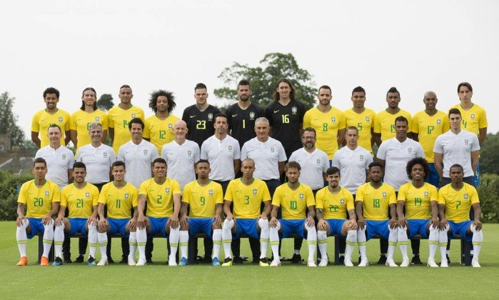 Seleção brasileira apresenta foto oficial para Copa de 2018 na Rússia