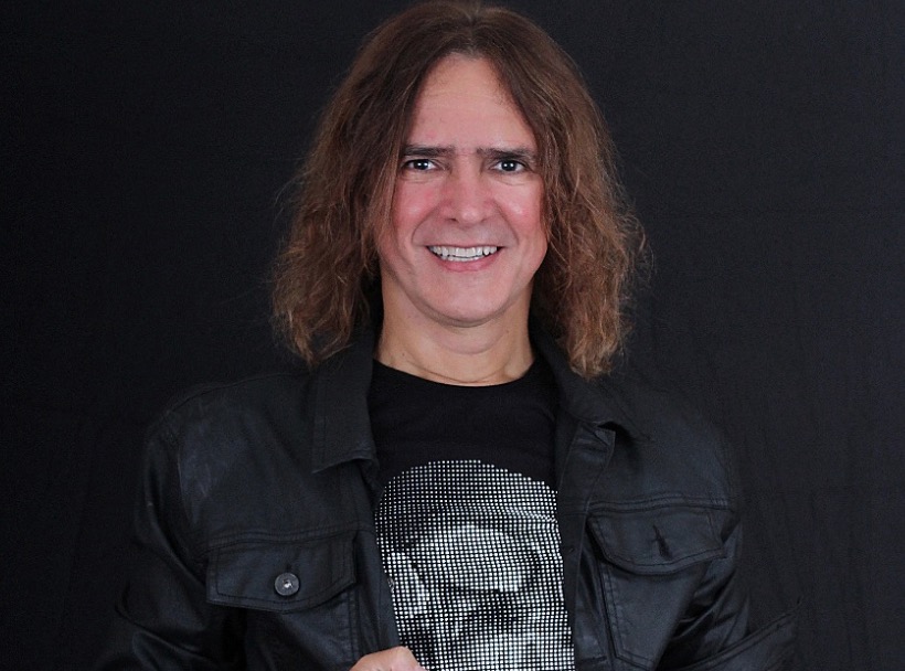 Eraldo Bandeira apresenta especial Cartola no Teatro Amazonas