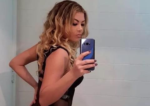 Luka, do hit ’Tô Nem Aí’, posa de lingerie e exibe corpão