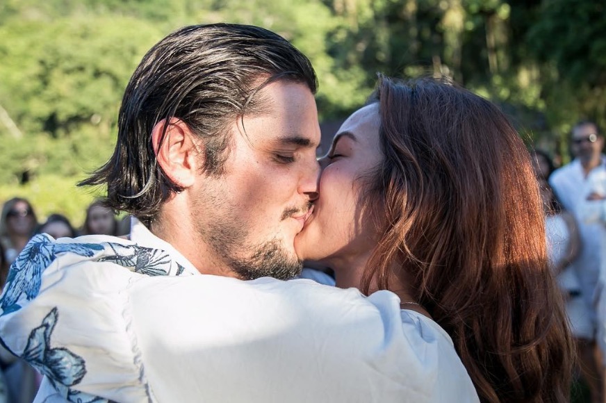 Veja fotos e vídeos do casamento surpresa de Yanna Lavigne e Bruno Gissoni