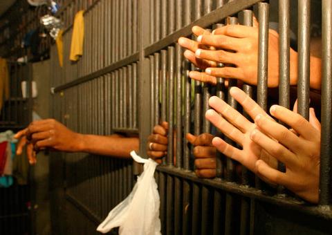 Polícia controla princípio de rebelião em carceragem no Amazonas 