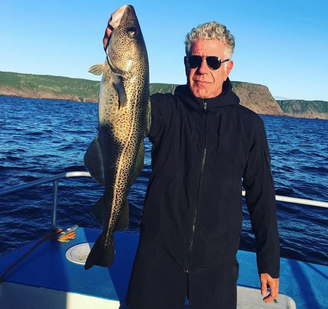 Mortes de Anthony Bourdain e Kate Spade alertam para crescimento dos casos de suicídio 