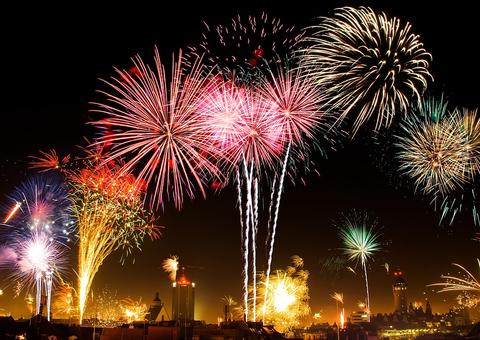 Com Copa do Mundo e Festas Juninas, Susam alerta para os riscos de fogos de artifício